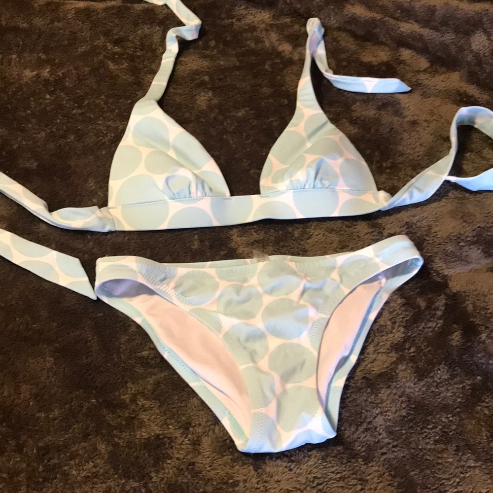 Victoria’s Secret bikini